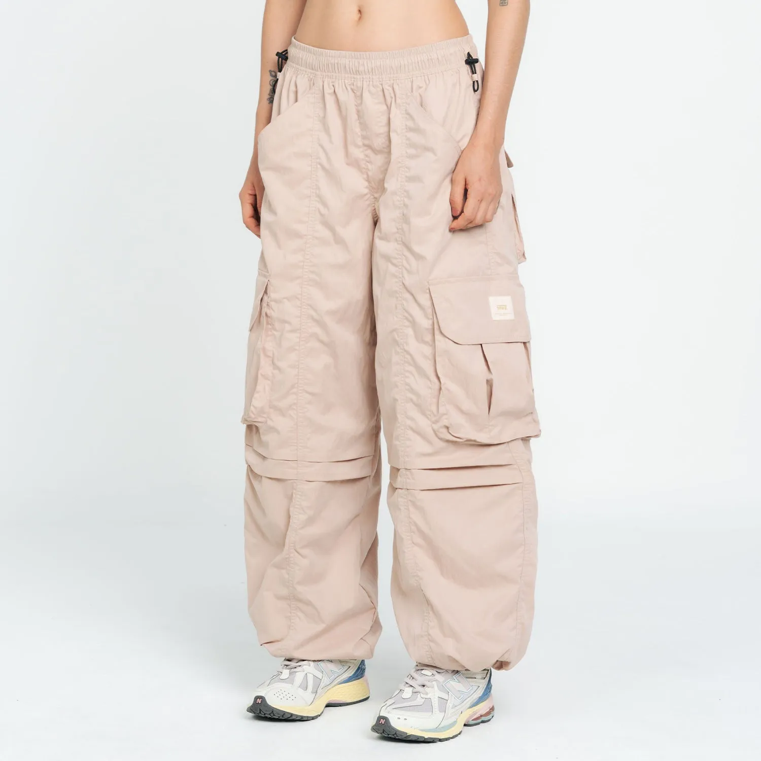 Active Parachute Cargo Pants - Sand