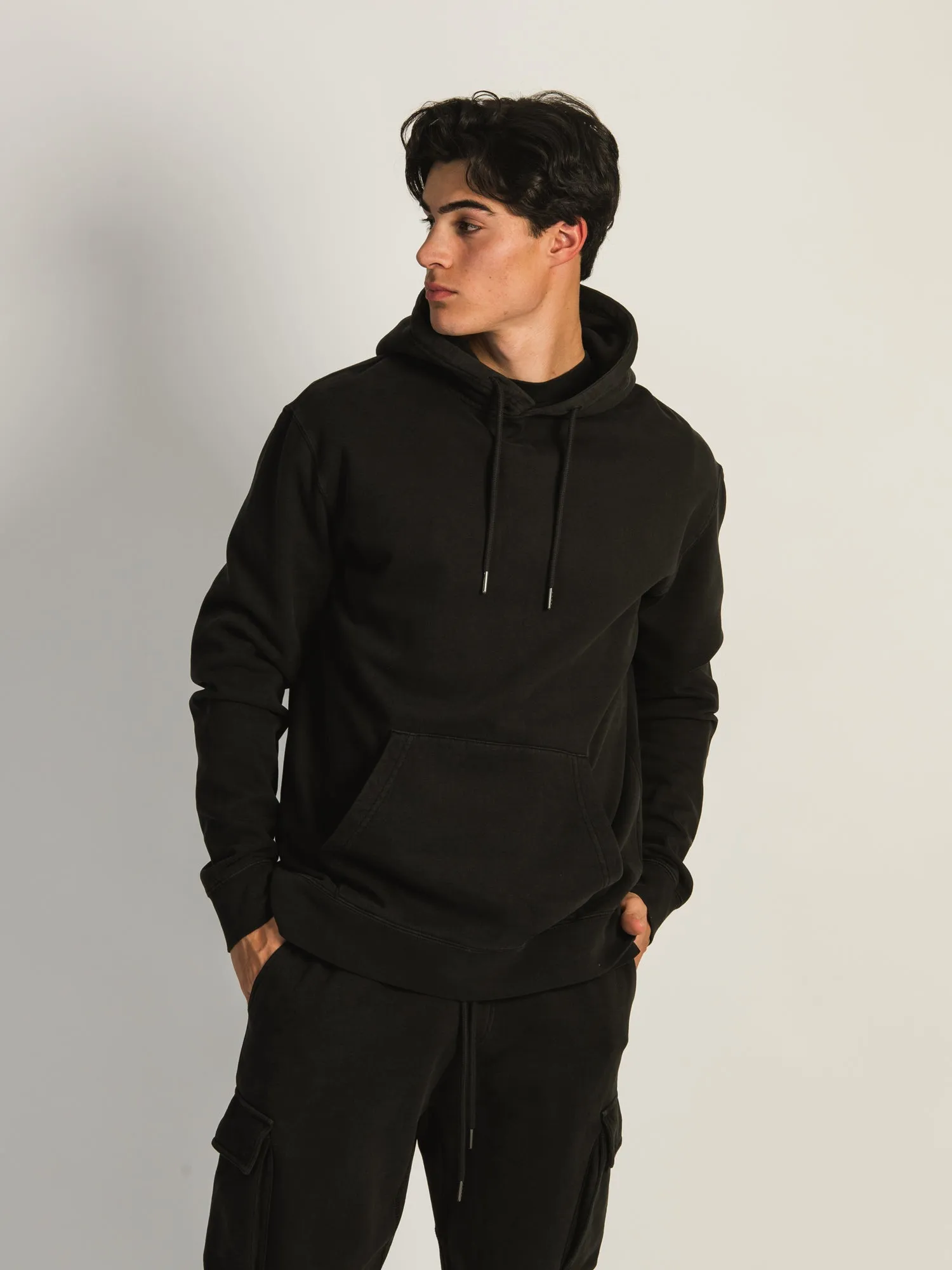 KOLBY PARKER GARMET DYE HOODIE - BLACK