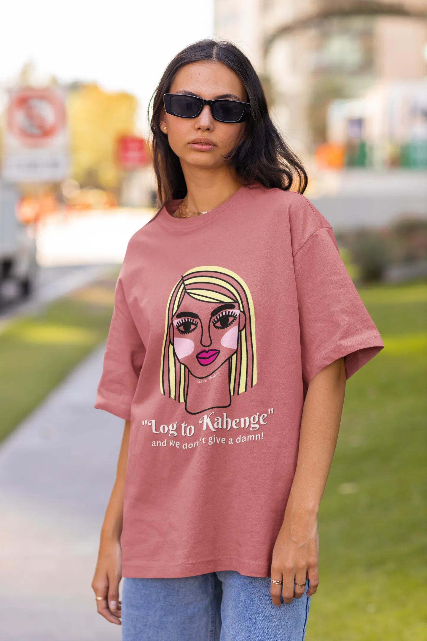 Log To Kahenge Oversized T-shirt