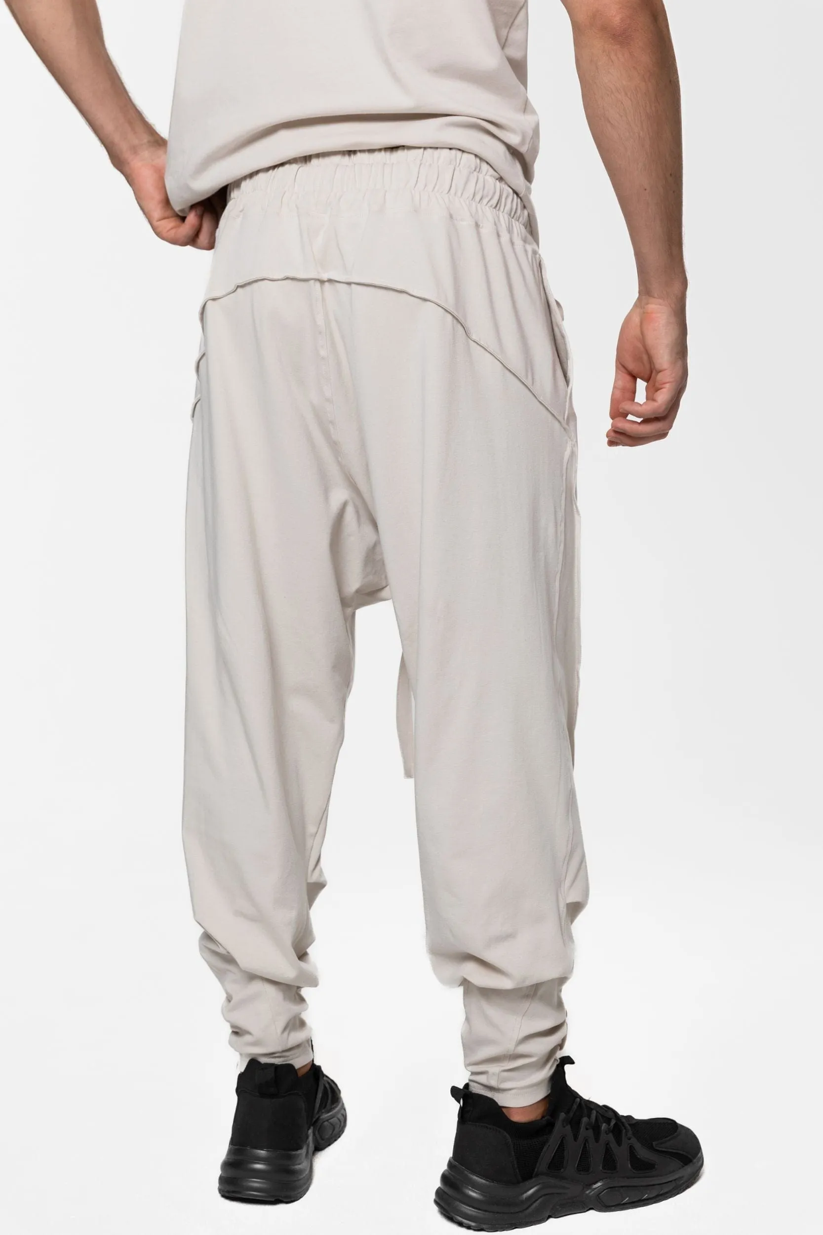 Mono harem-style pants