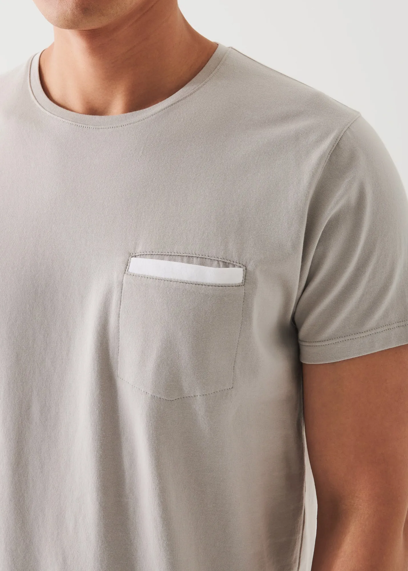 PIMA COTTON STRETCH POCKET T-SHIRT